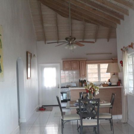 Villa Benito Νέβις Εξωτερικό φωτογραφία