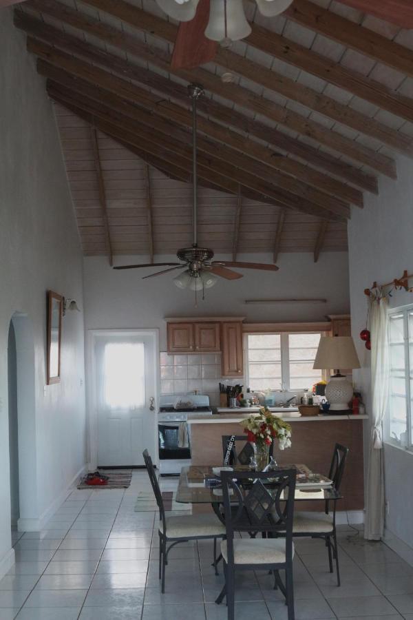 Villa Benito Νέβις Εξωτερικό φωτογραφία